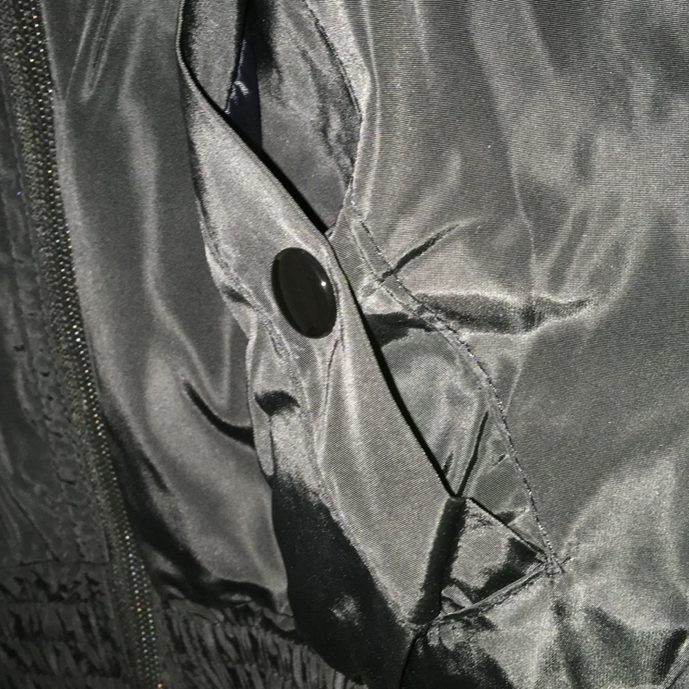 Cropped windbreaker - Picture 7 of 7